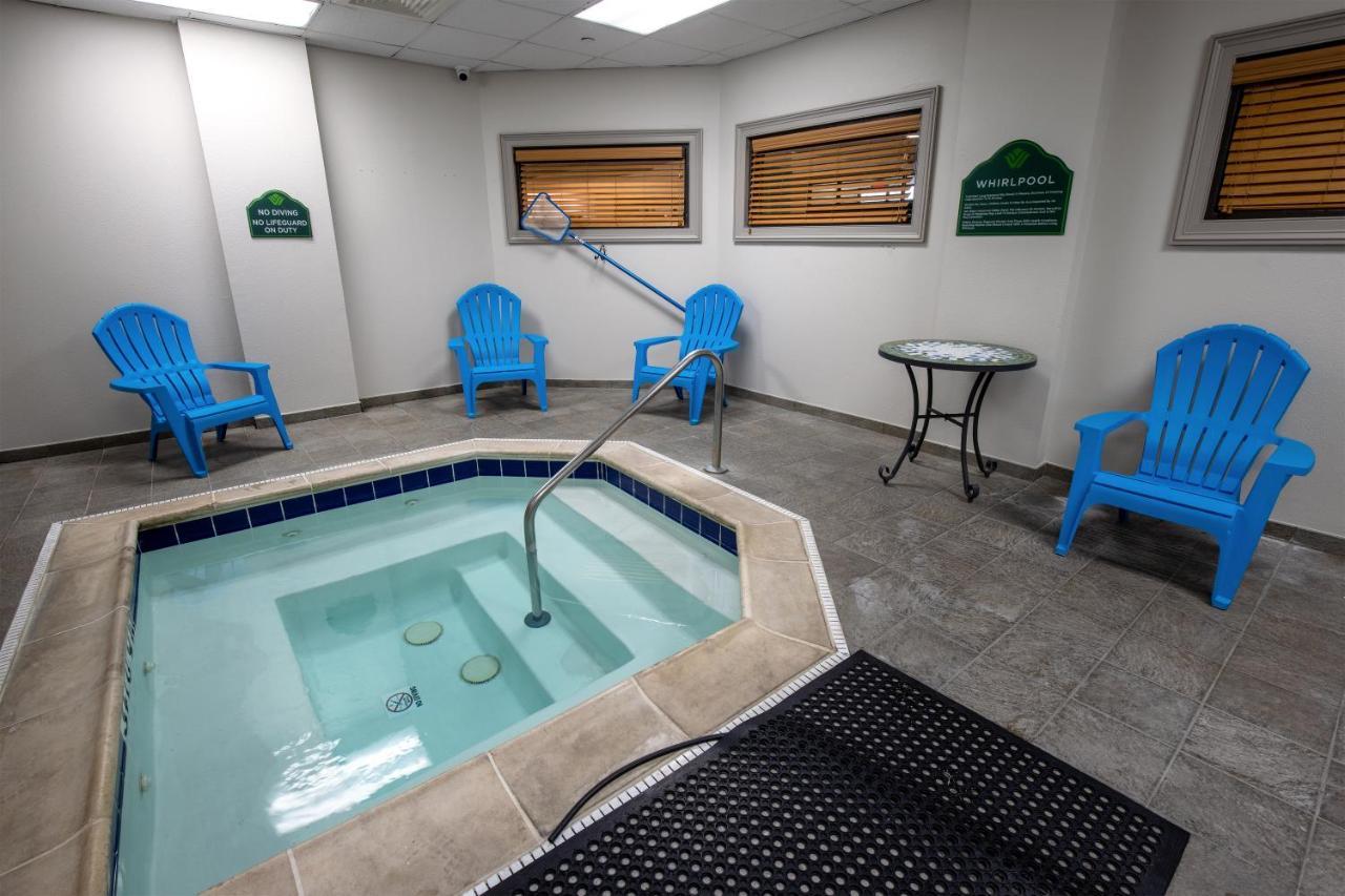 מלון Wingate By Wyndham Lafayette Airport מראה חיצוני תמונה