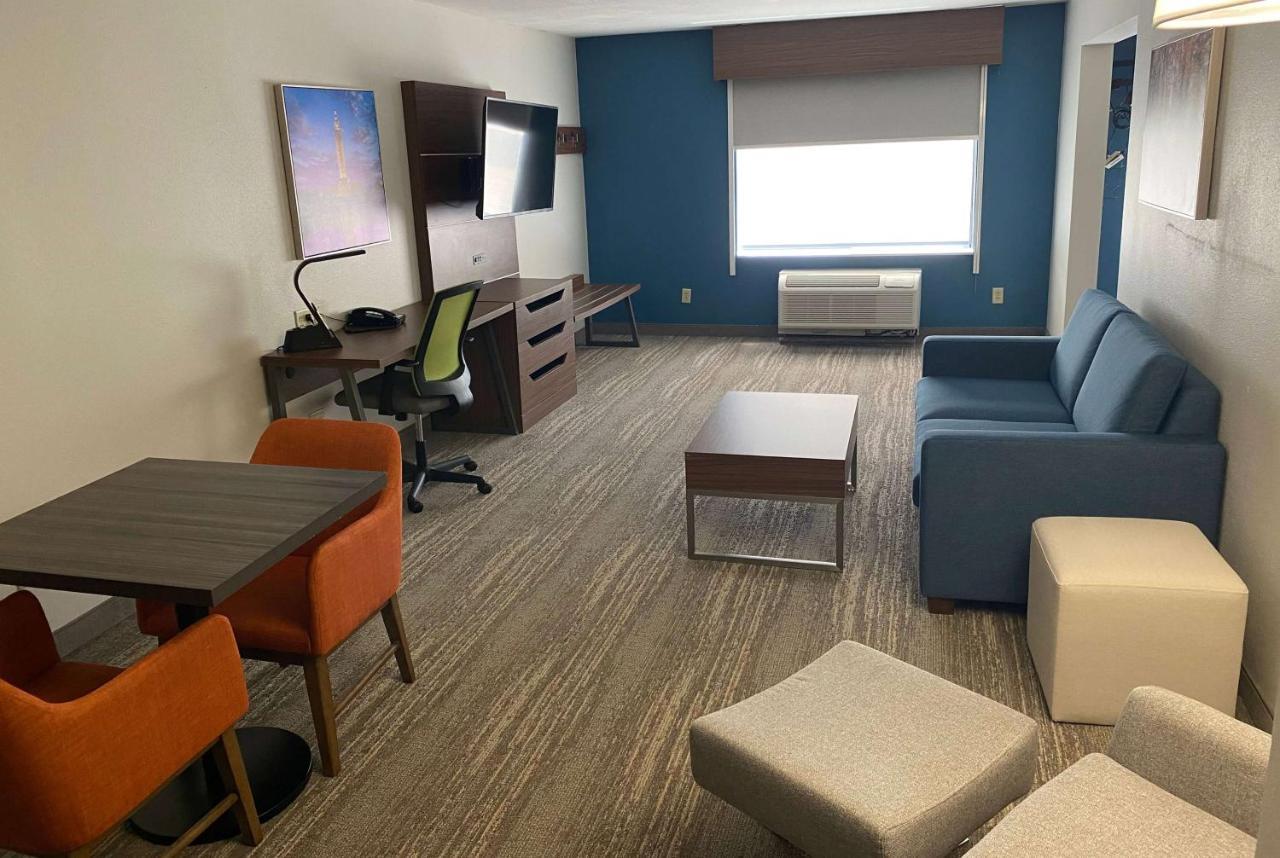 מלון Wingate By Wyndham Lafayette Airport מראה חיצוני תמונה